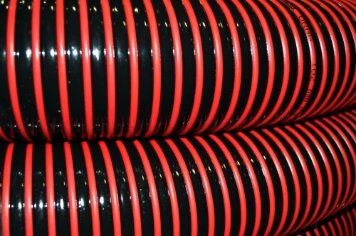 Шланг ассенизаторский морозостойкий ПВХ 102 мм (30 м) чёрный с красной спиралью Португалия фото 3